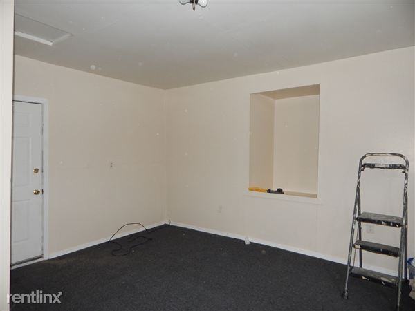 445 Elmwood Ave - Photo 3 of 7