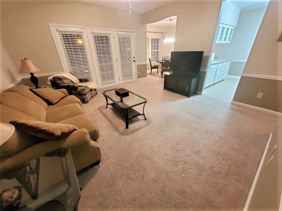 910 Churchill Xing - Photo 2 of 22