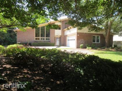 141 Loblolly Dr - Photo 2 of 4