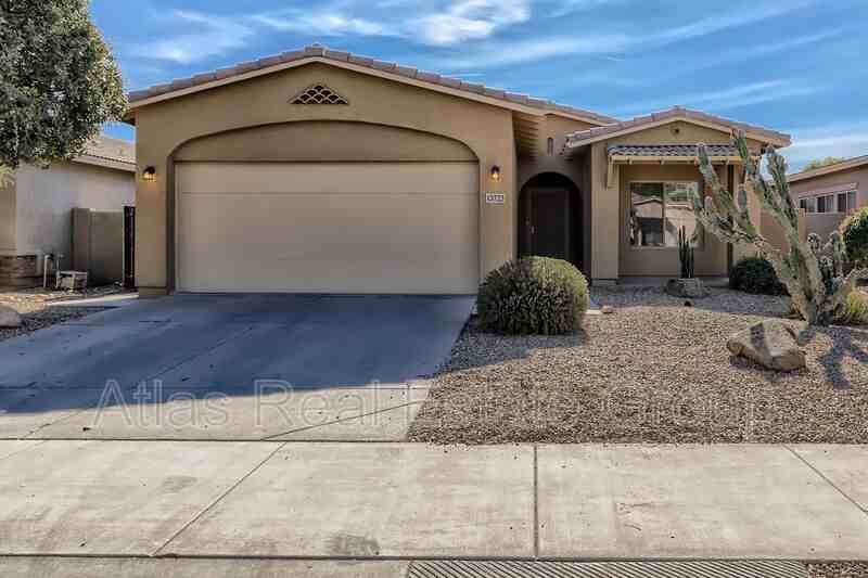 13723 W Maui Ln - Photo 3 of 17