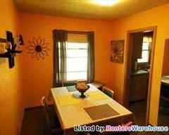 1087 St Clair Ave - Photo 2 of 11