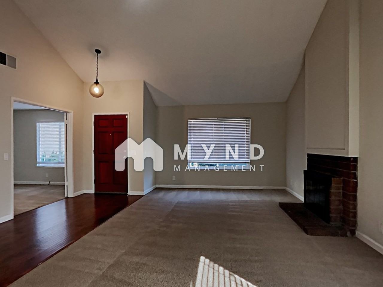 462 Beckham Dr - Photo 2 of 22
