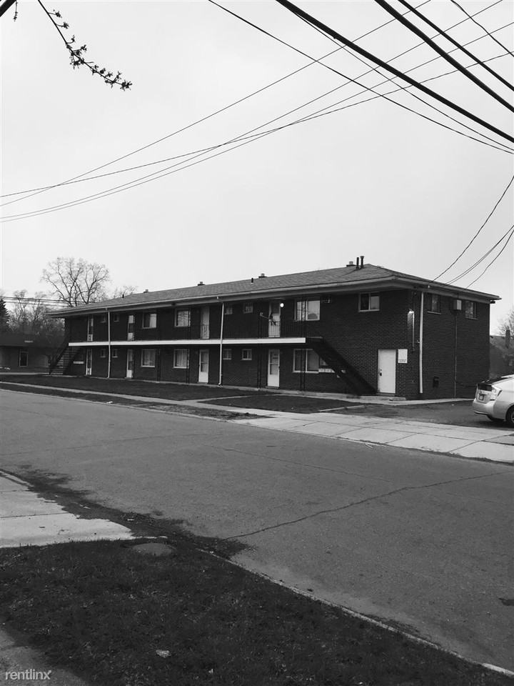 1289 Middlebelt Rd - Photo 2 of 9