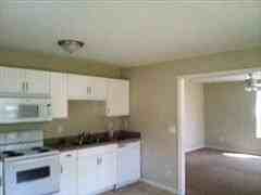 134 Cobb St - Photo 3 of 8