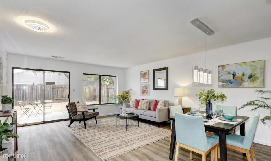 206 Grande Ave - Photo 2 of 7