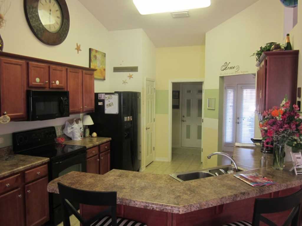 23975 Raynagua Blvd - Photo 2 of 4