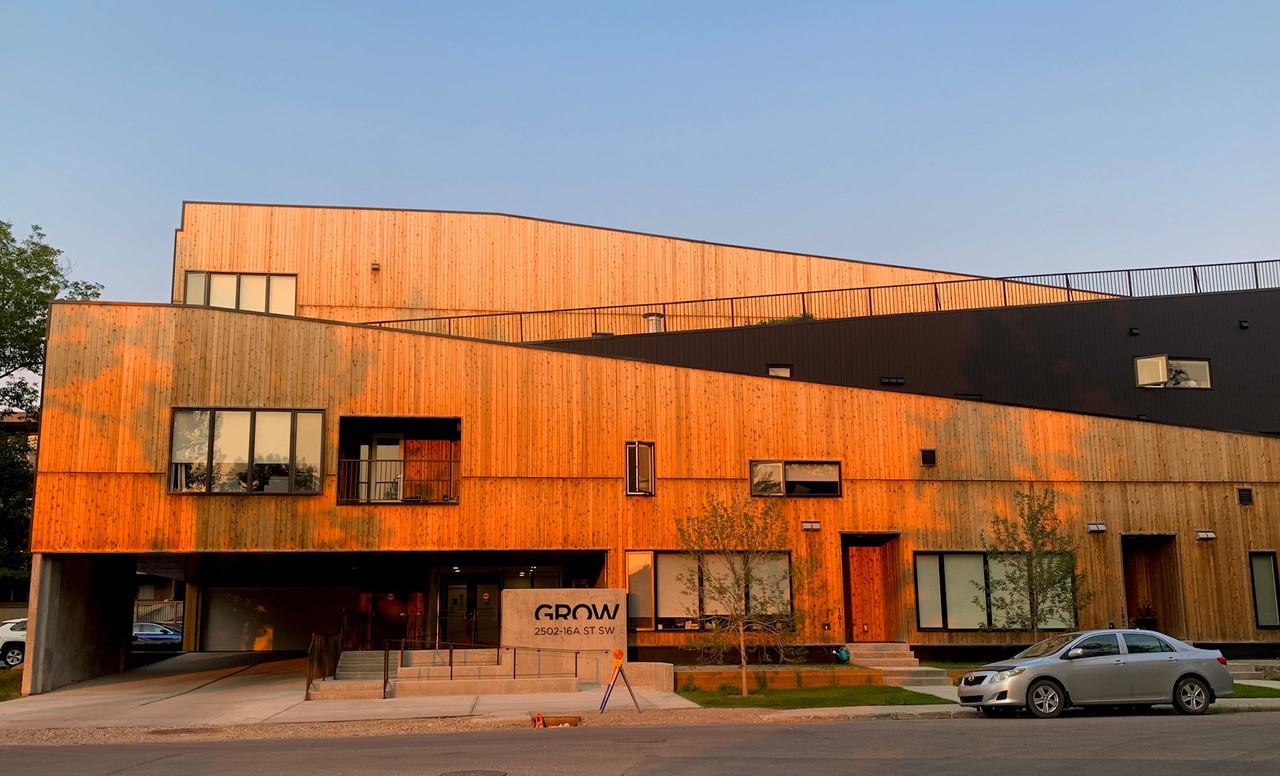 2502 16A Street Southwest