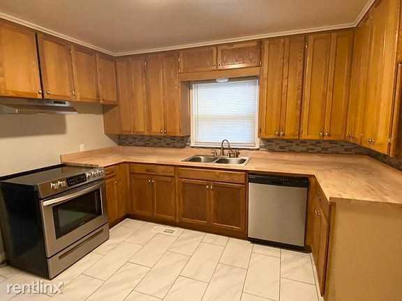4357 S Rockford Pl - Photo 2 of 5