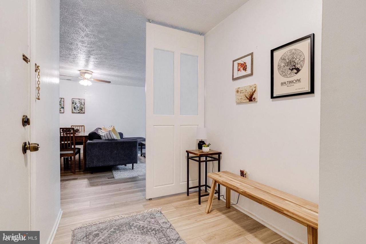 82 Surrey Ln #143 - Photo 2 of 10