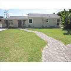 1126 W St Gertrude Pl - Photo 3 of 20