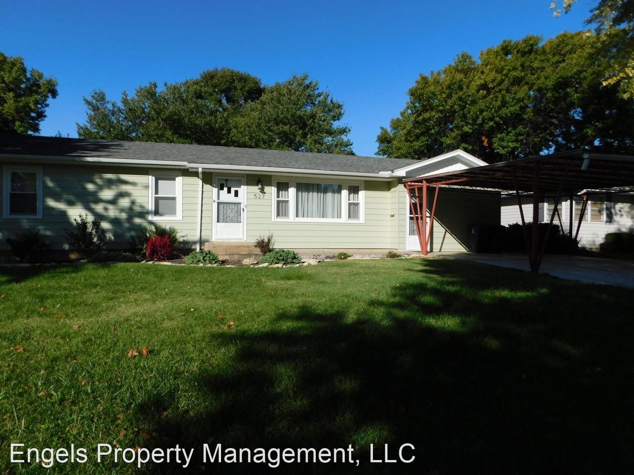 527 Marmaton Rd - Photo 2 of 24