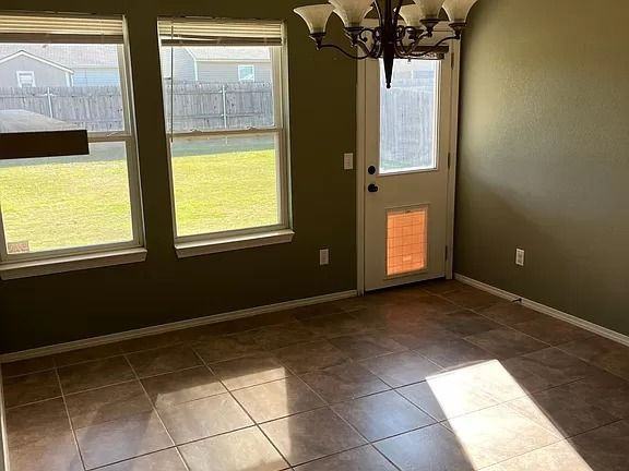 1612 Nw 148th St - Photo 2 of 12