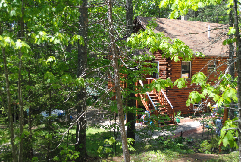 9 Bayview Dr #D - Photo 2 of 11