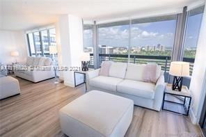 3530 Mystic Pointe Dr - Photo 3 of 15