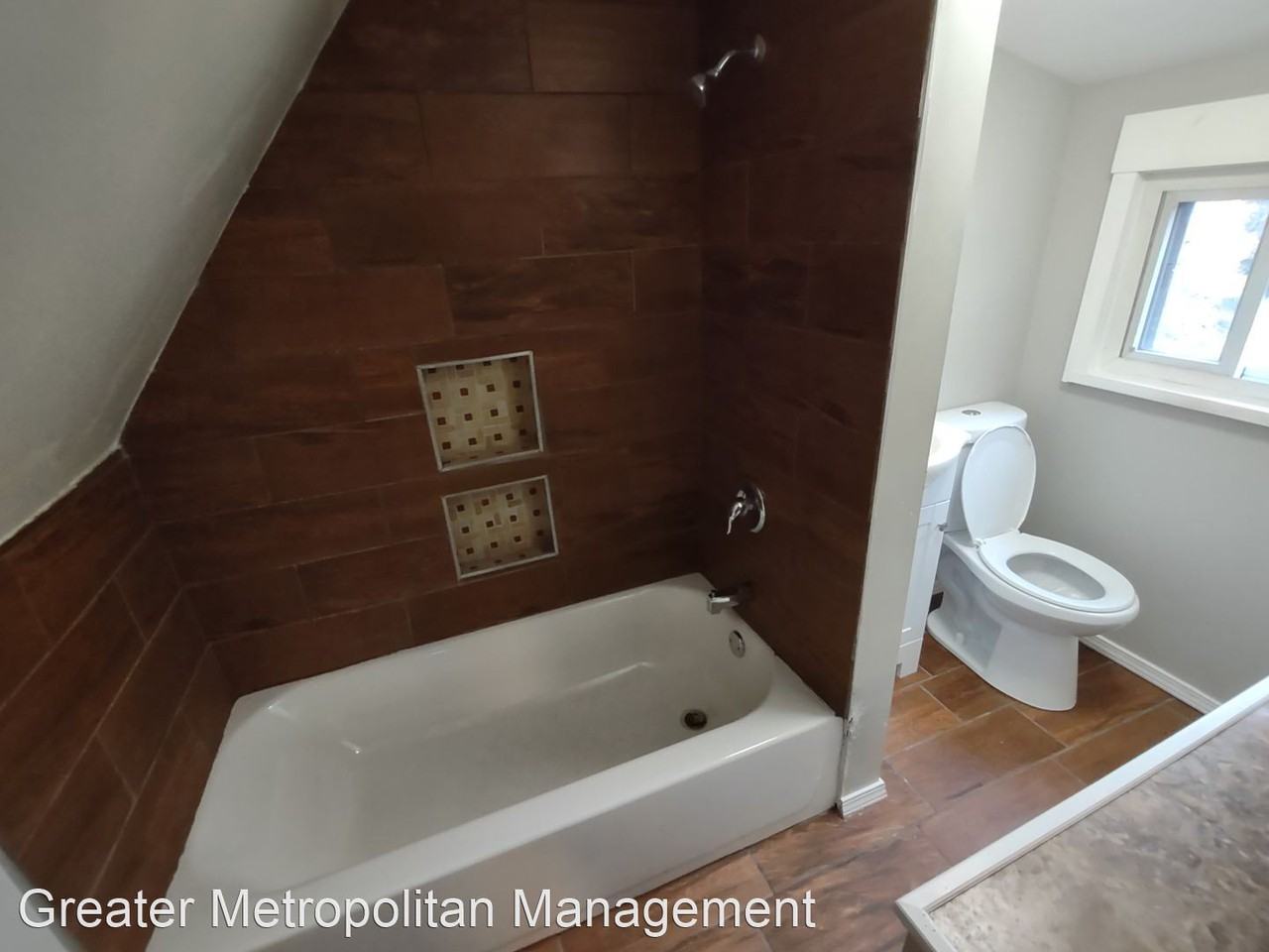 2212 E. 93rd Street - Photo 3 of 7