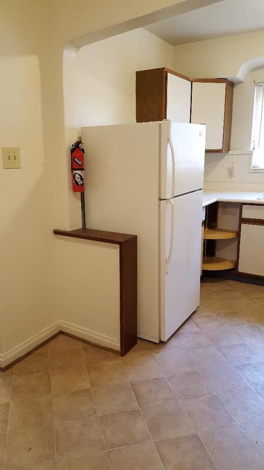 4525 Roth Avenue #1E - Photo 5 of 34