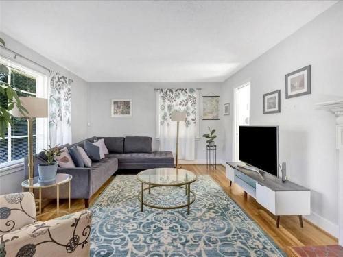 1808 Briarcliff Rd - Photo 3 of 22