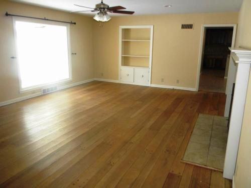62 S Stratford Rd - Photo 2 of 10