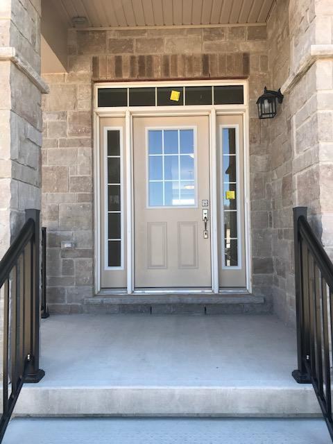 677 Thomas Slee Drive - Photo 2 of 8