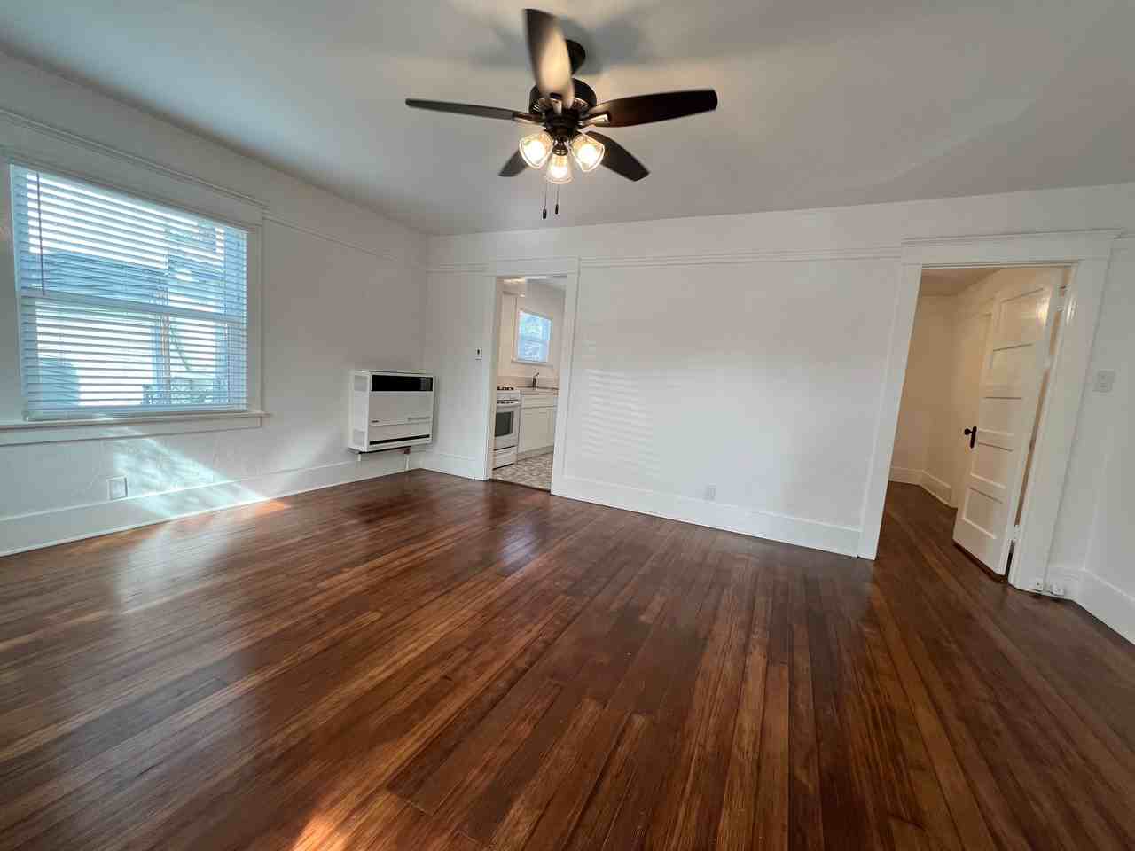 1343 Chelsea Avenue - Photo 3 of 12