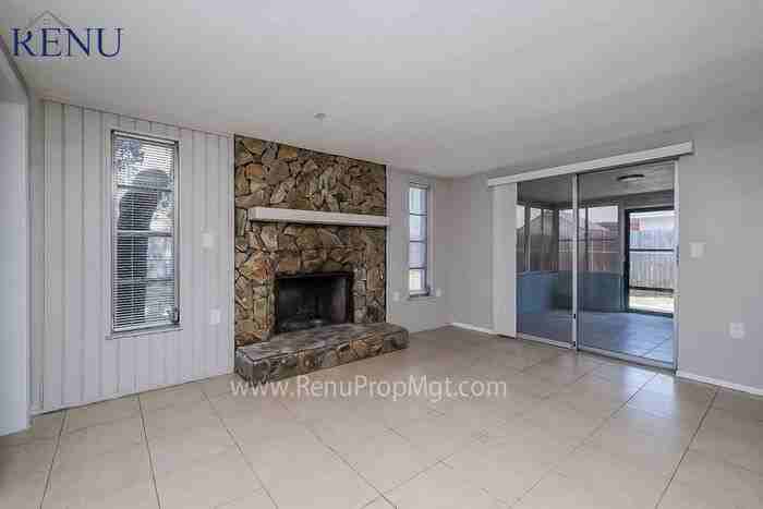 6905 Amarillo St - Photo 2 of 7