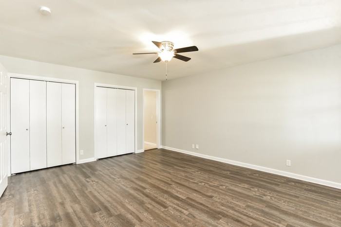 204 Towne Valley Ct - Photo 3 of 12