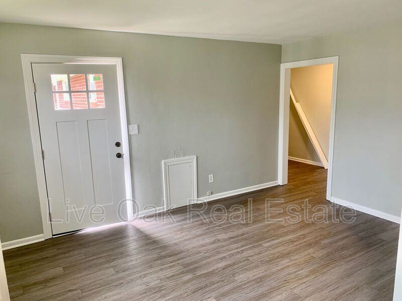 316 Woodview Ave - Photo 2 of 18