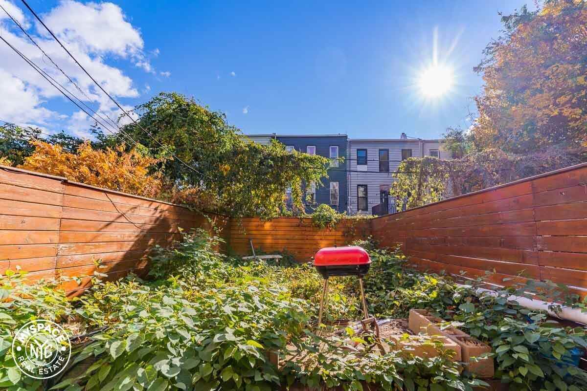 818 Macdonough St #1