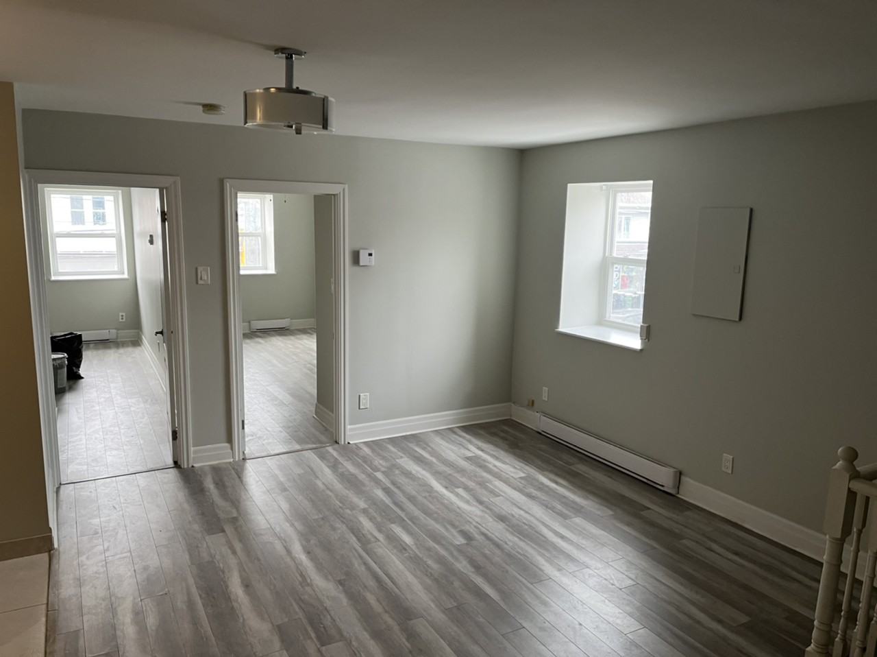 1115 Dufferin St - Photo 2 of 8