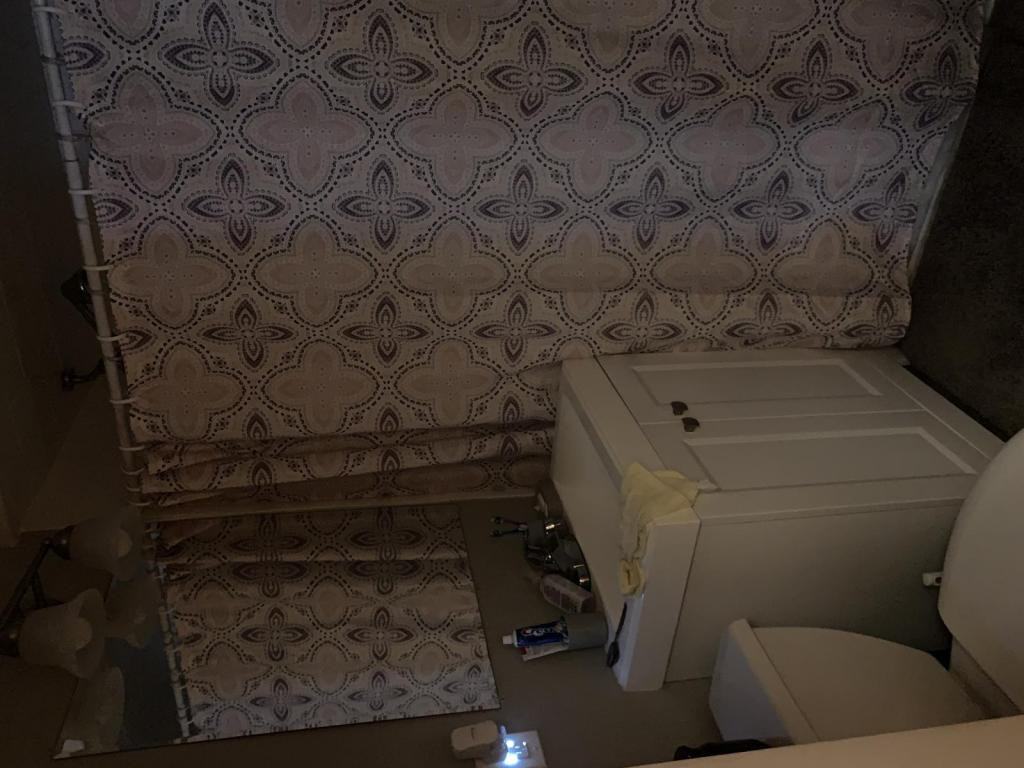 12300 Willard Ave - Photo 2 of 10