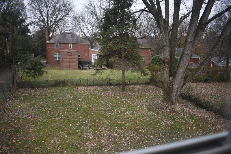 3936 Greensburg Pike - Photo 4 of 20