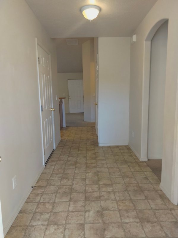 764 Alyssa Ave - Photo 2 of 9