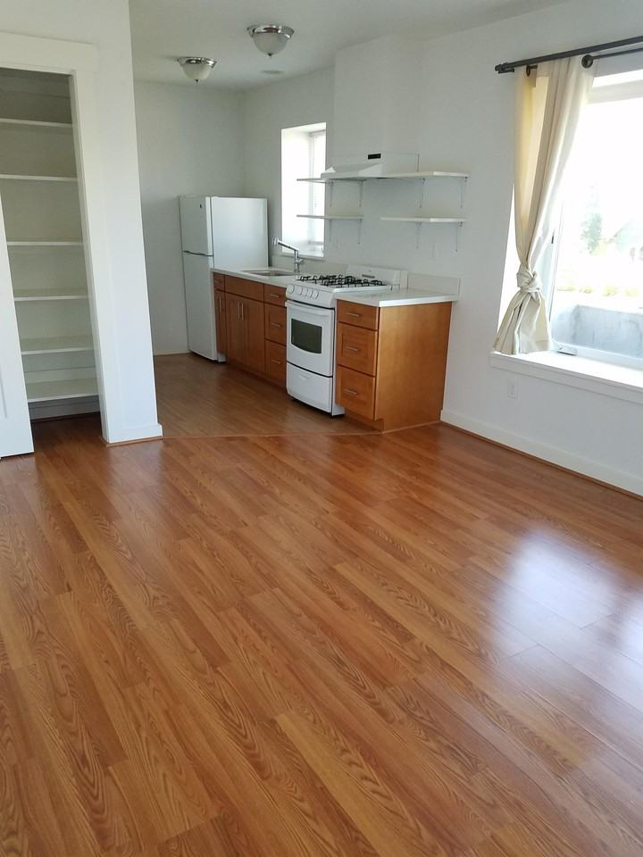 2202 13th Ave S #1 - Photo 7 of 15