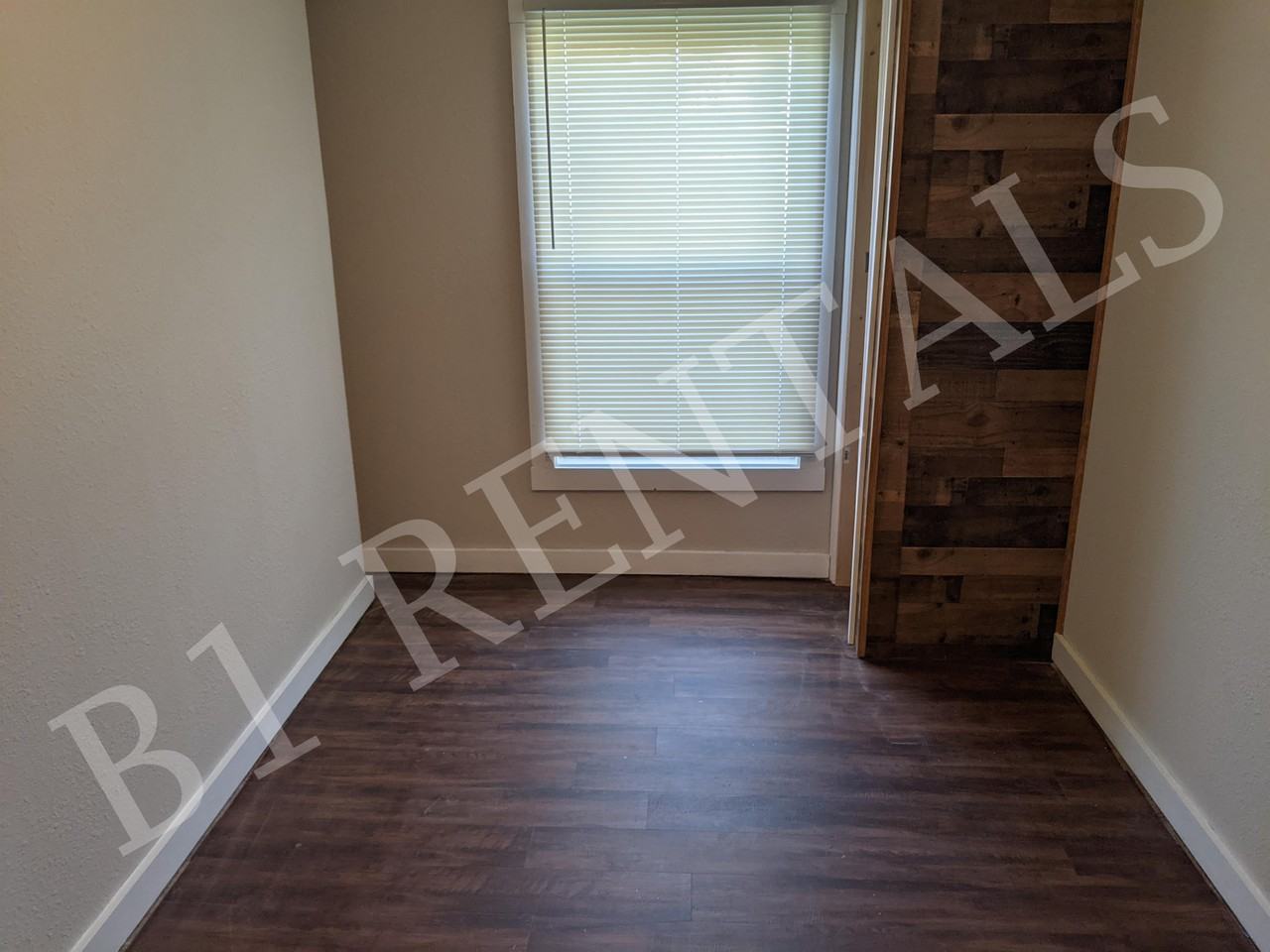 311 S Obrien St #1 - Photo 5 of 10