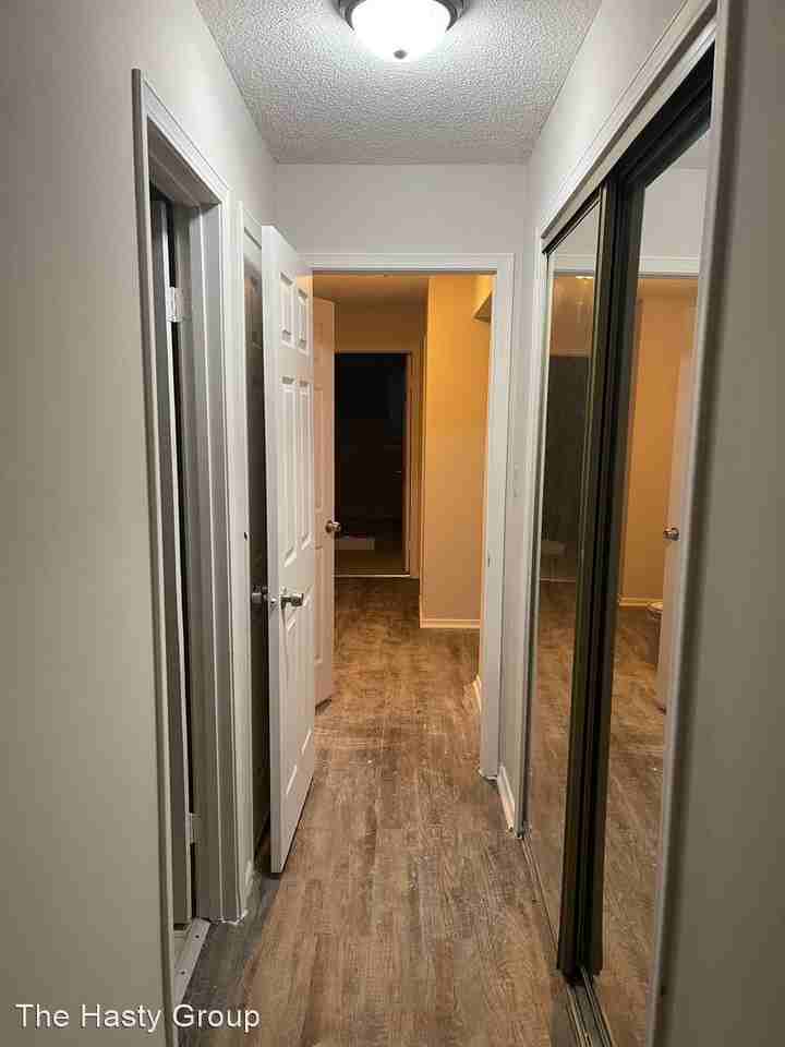 8149 Holmes Rd - Photo 3 of 12