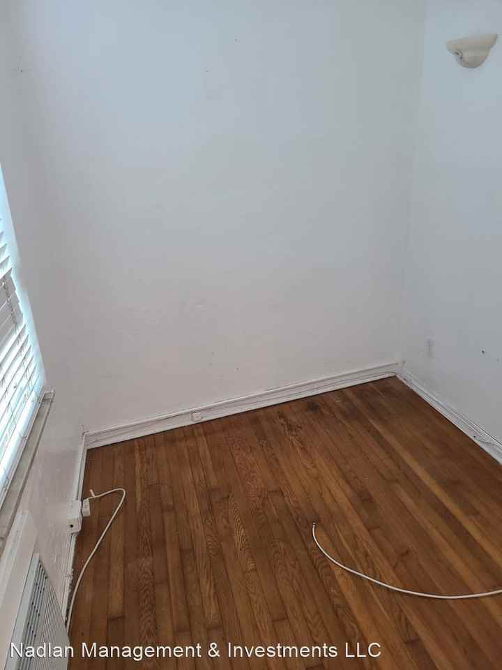 315 W 28 Street - Photo 3 of 9