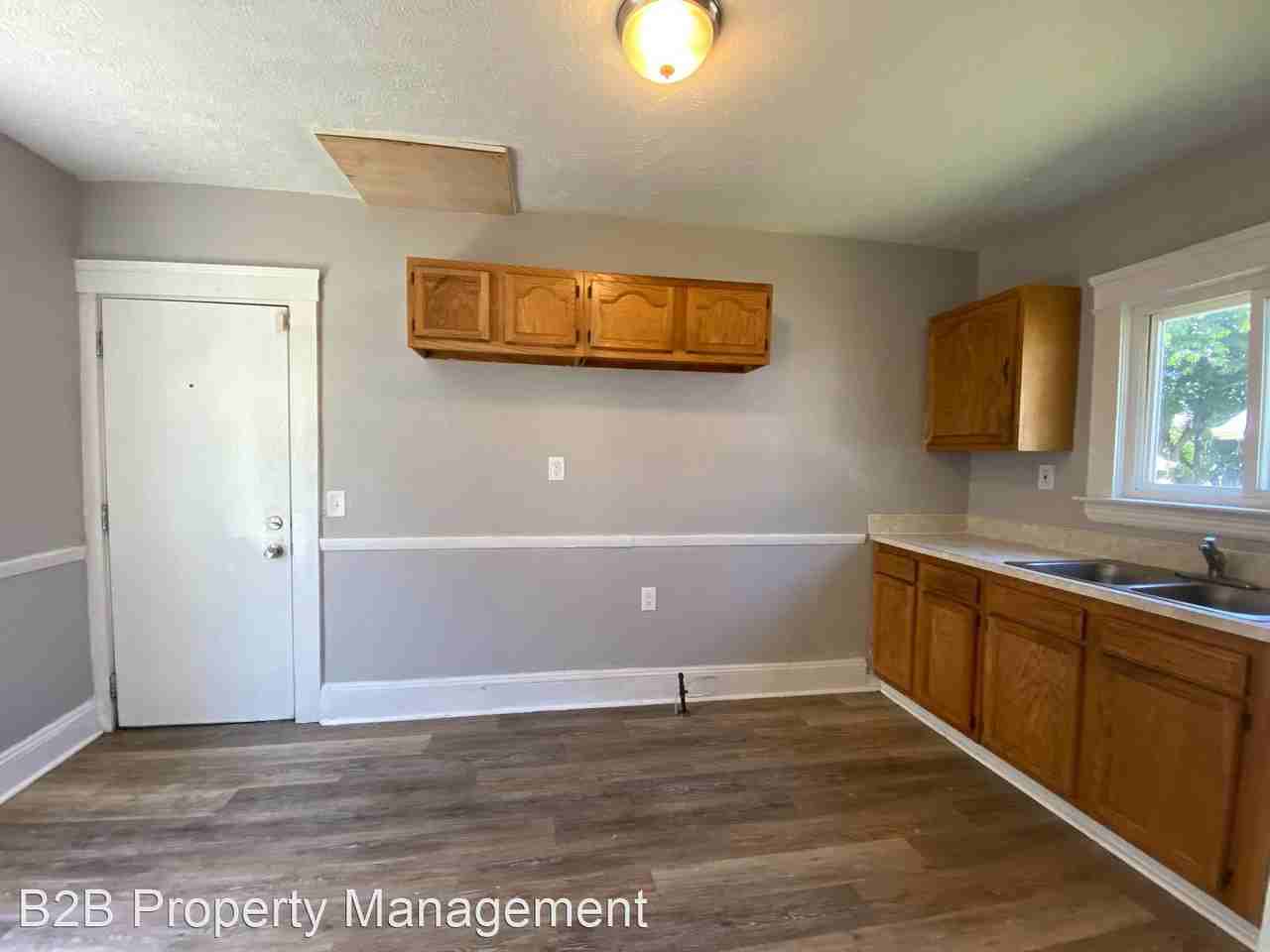 1380 E 171st St - Photo 3 of 15