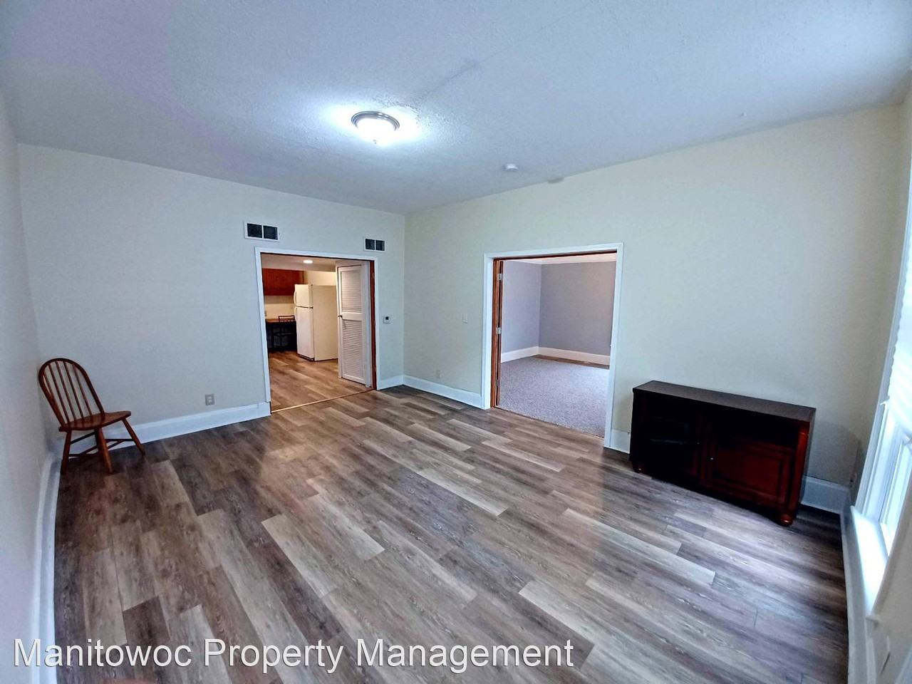 1114 S 7th St - Photo 2 of 11