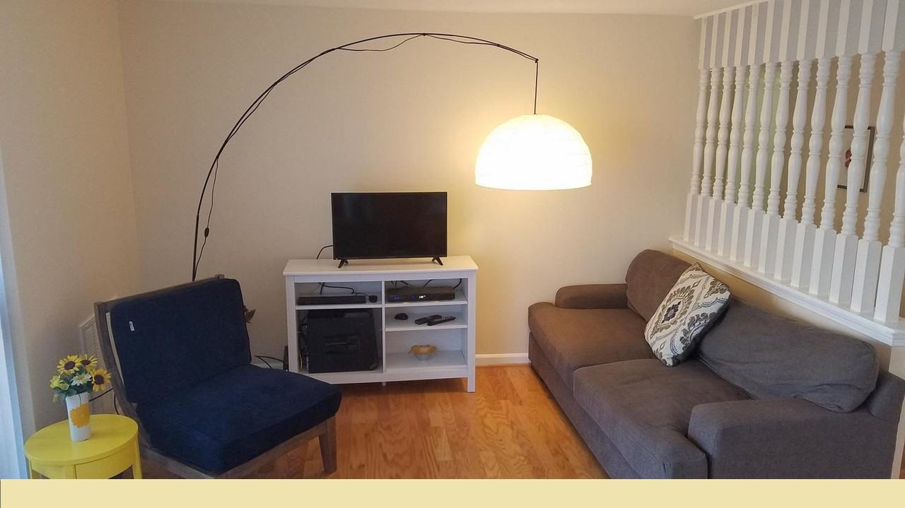 736 Quince Orchard Blvd - Photo 2 of 20