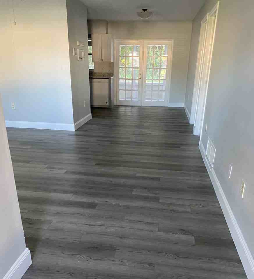 609 Princeton St - Photo 5 of 12