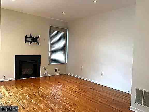 92 Shelley Cir - Photo 2 of 6