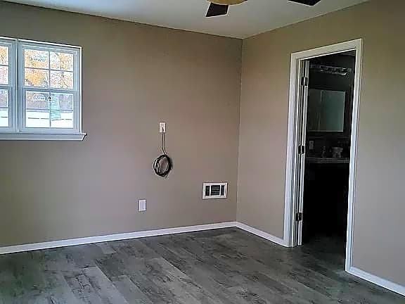 12034 Alpha Rd - Photo 2 of 13