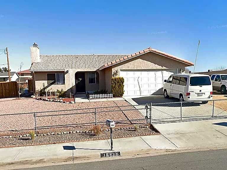 1217 S Kennedy Ave, Victorville, CA 92394 4 Bedroom House for 1,500