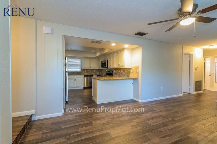 418 Duchess Dr - Photo 3 of 15