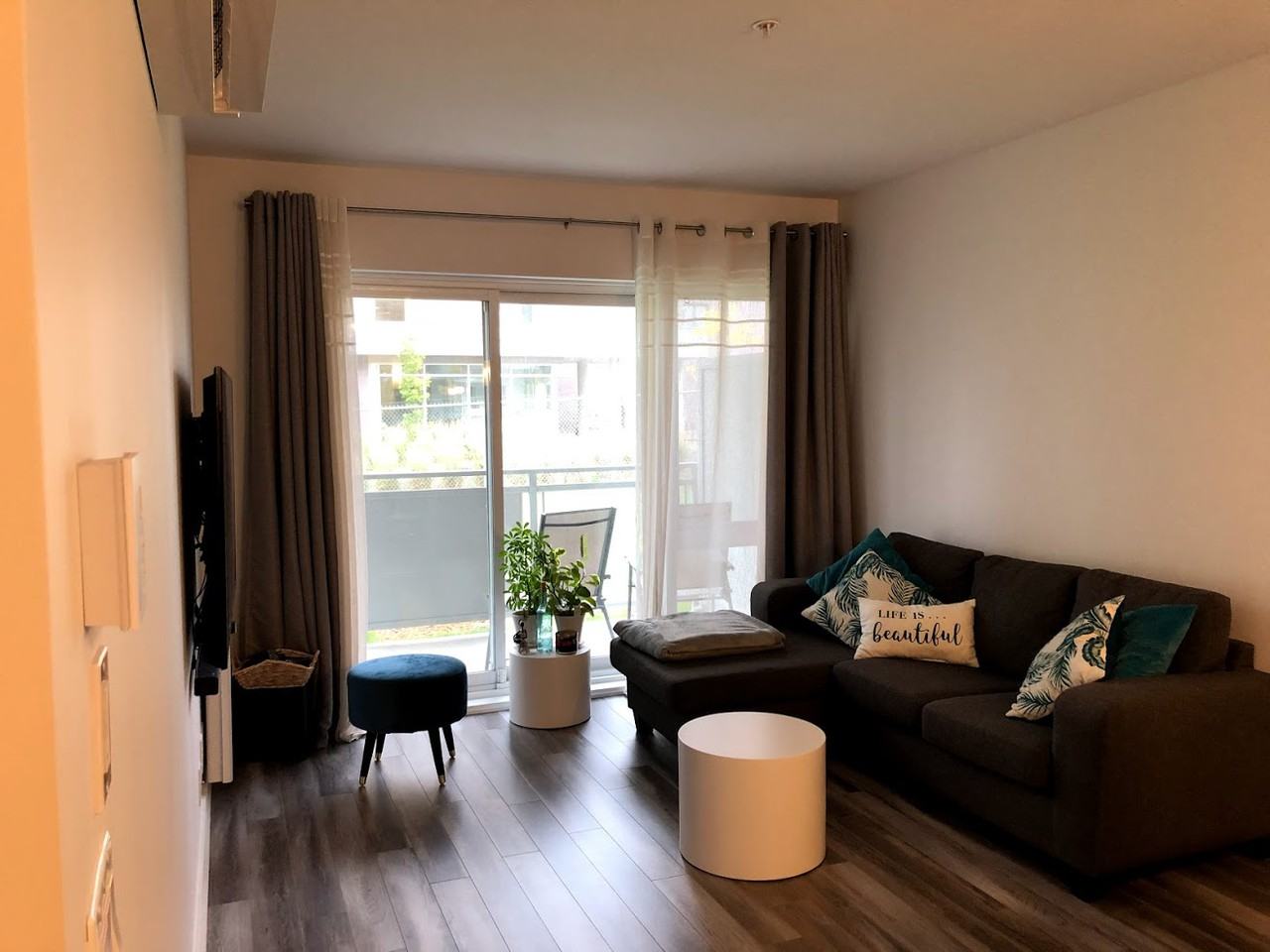 575 Rue Robert-Élie #105 - Photo 3 of 9