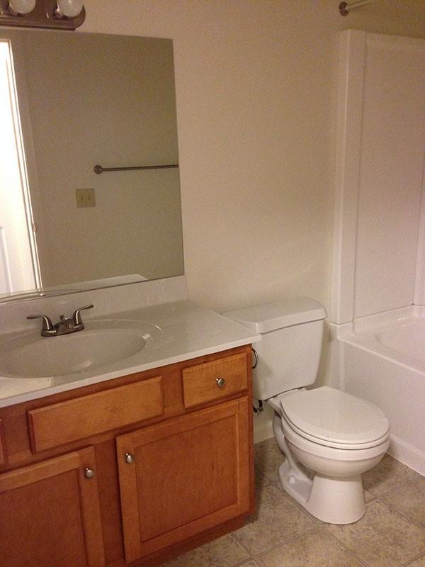 360 College Manor Avenue #4 - Photo 2 of 5