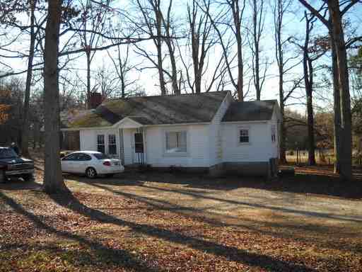 1718 McKelvey Rd - Photo 2 of 3