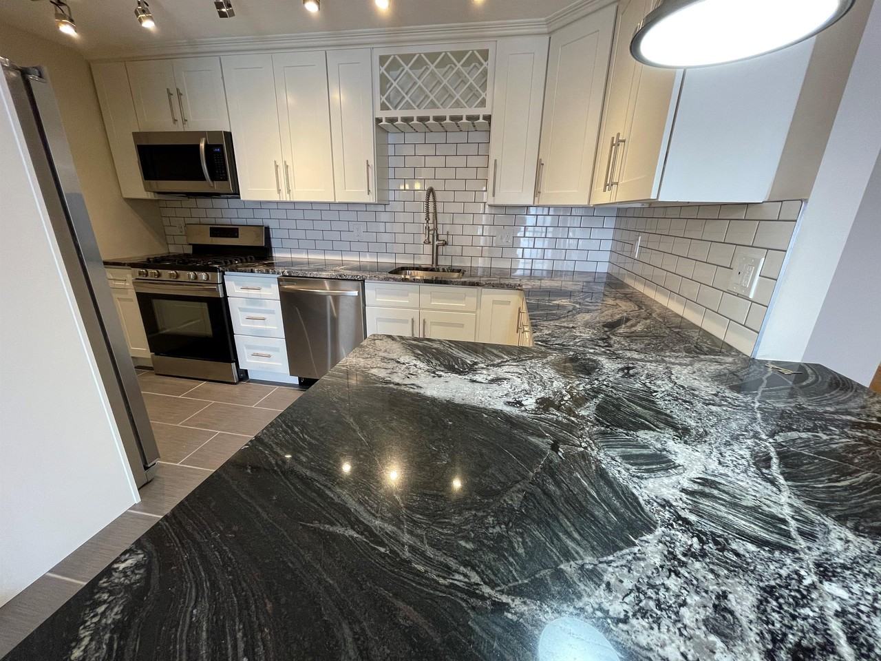 7235 Beacon Hill Dr #7235 - Photo 2 of 40