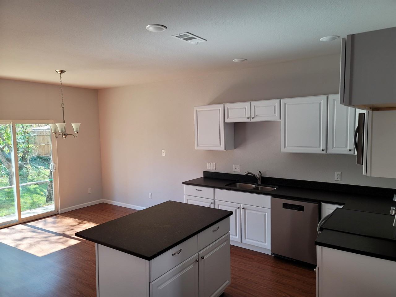 751 Pipeline Ct Unit A2 #A2 - Photo 6 of 10