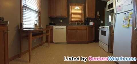 601 5th St N - Photo 2 of 9